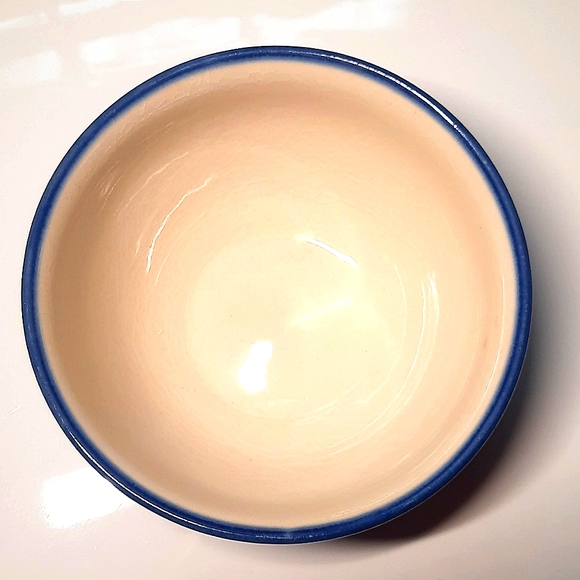 Polish Pottery Bowl Cereal or Salad Blue Poland Collectible - Picture 3 of 6